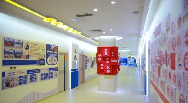 展厅如此设计，让医院摆脱“高冷”感！