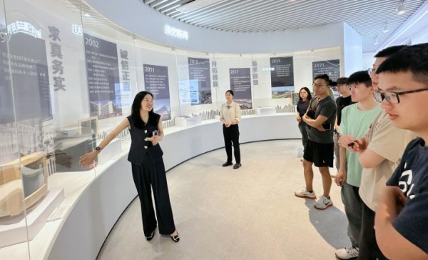 HKC惠科股份展厅设计，560平企业展厅新宠：液晶显示器如何打造惊艳展示？