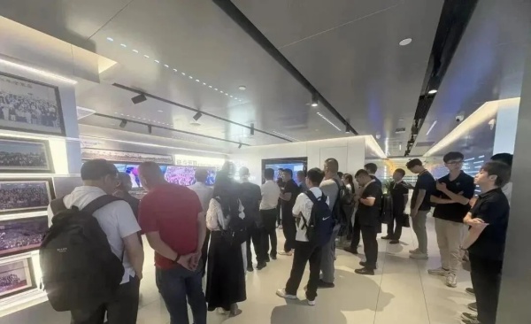信锐技术企业展厅设计