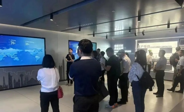 信锐技术企业展厅设计