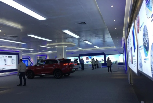 深圳比亚迪展厅设计