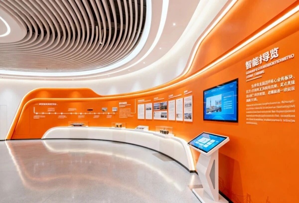 港务集团展厅怎么设计？这篇 “国际枢纽风” 方案，让参观变成 “全球物流体验”