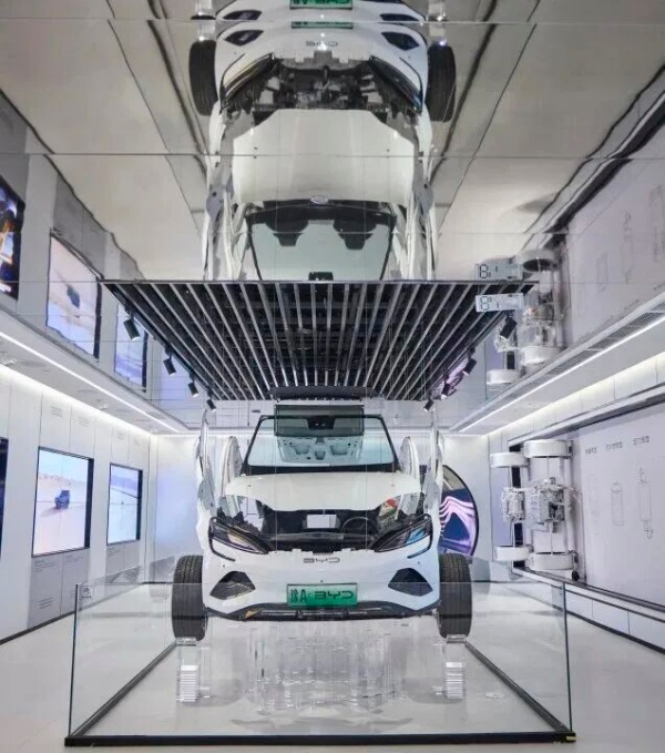 比亚迪新能源展厅设计