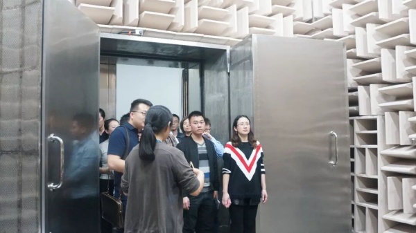 美的中央研究院展厅：创新无限可能，探索科技未来