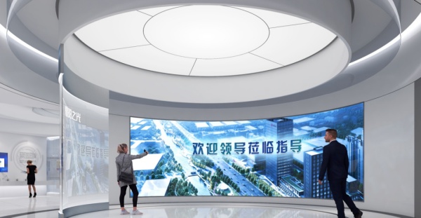 现代展厅：从陈列空间到沉浸式体验场