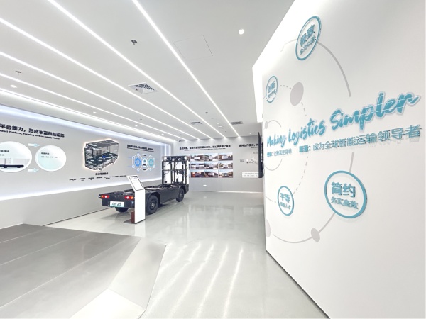 从蓝图到现实九识科技展厅一次设计与施工的“像素级”对话