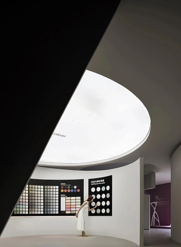 极简艺术风企业展厅设计