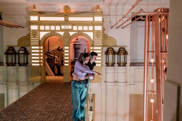 如何在商圈给顶级啤酒品牌做体验展厅？